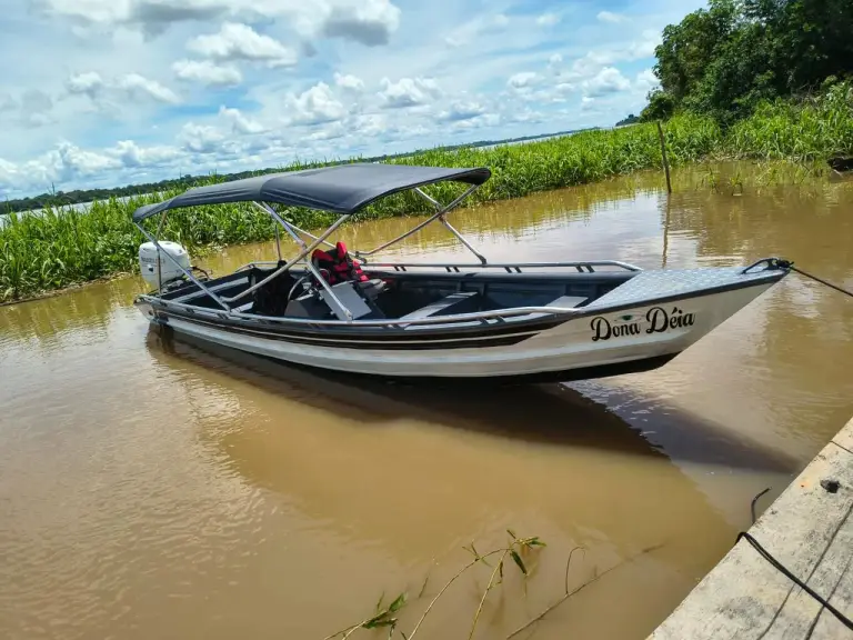 Canoa Dona Deia com capota preta